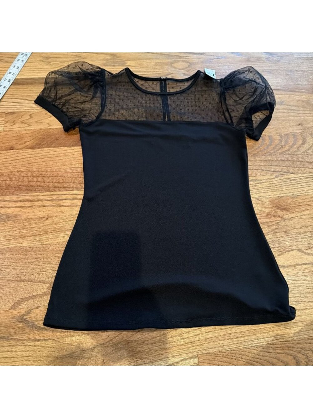 EXPRESS WOMENS BLACK BLOUSE NEW SIZE M SHORT SLEEVE